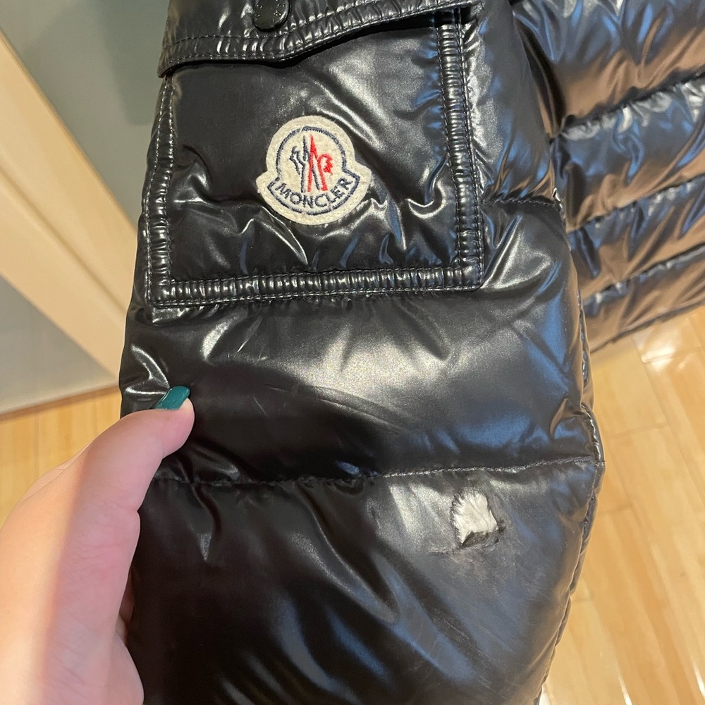 Moncler Maya Black Jacket Kids Size 12Y - Picture 3 of 10